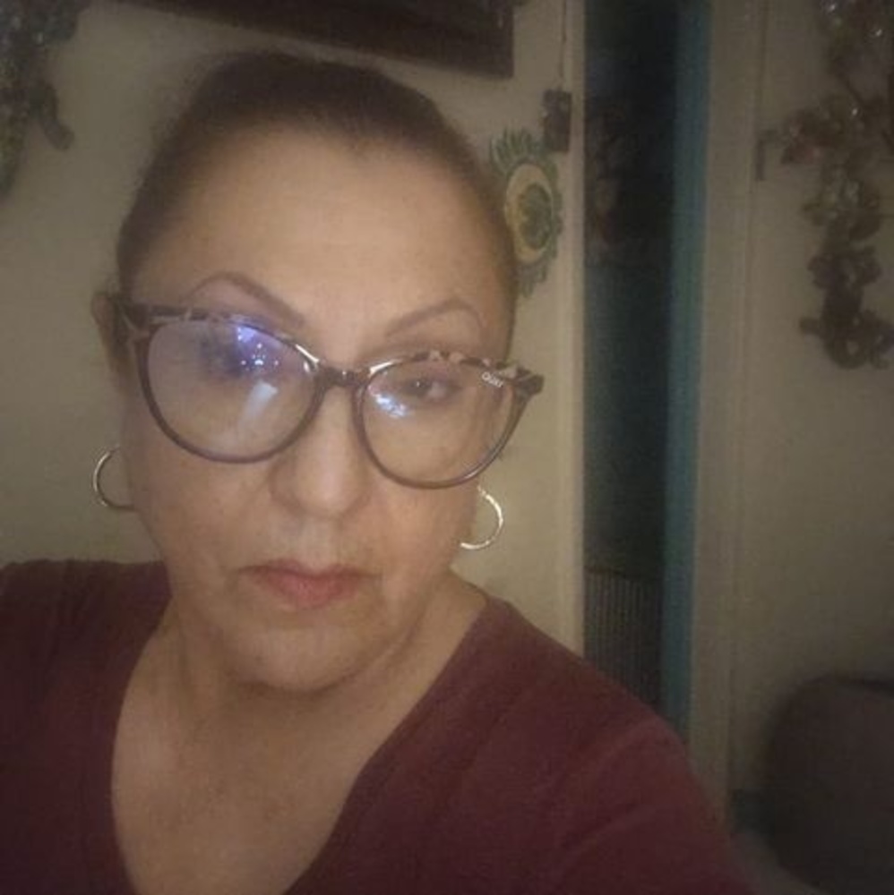 Meet your Posher, Maria hernandez